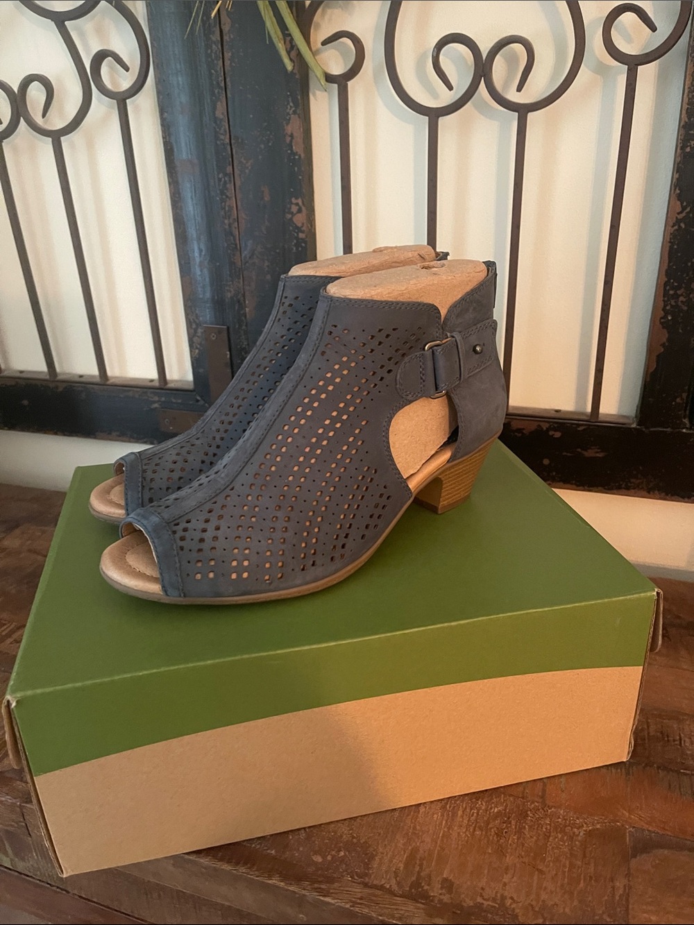 Earth Blue Perforated Suede Open-Toe Low Heel Mules39- NIB